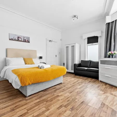 Comfort Ideal For Work And Study With Street Parking Apartment