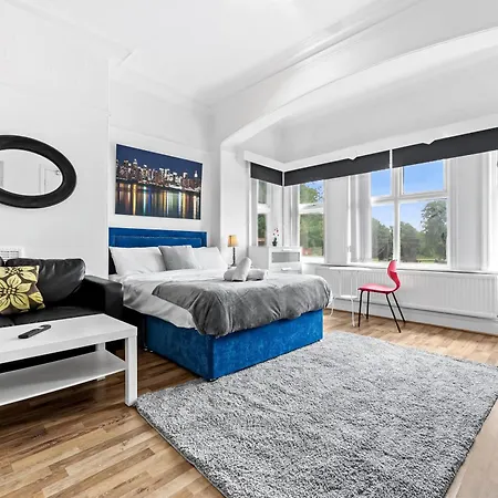 Apartment Comfort Ideal For Work And Study With Street Parking Leeds (West Yorkshire)
