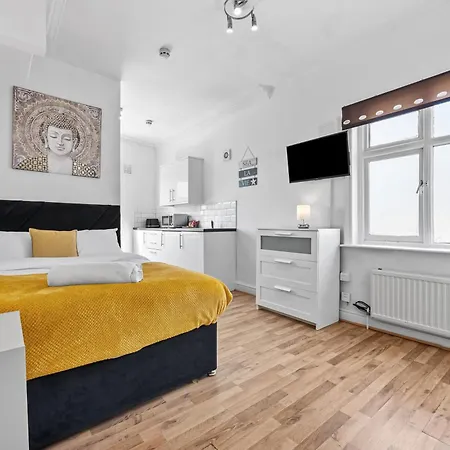 Apartment Comfort Ideal For Work And Study With Street Parking *